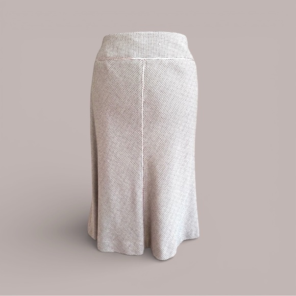 Ann Taylor Dresses & Skirts - Ann Taylor Cream A-Line Skirt